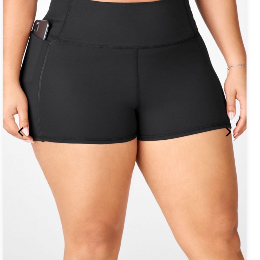 NWT Fabletics Oasis High-Waisted Short